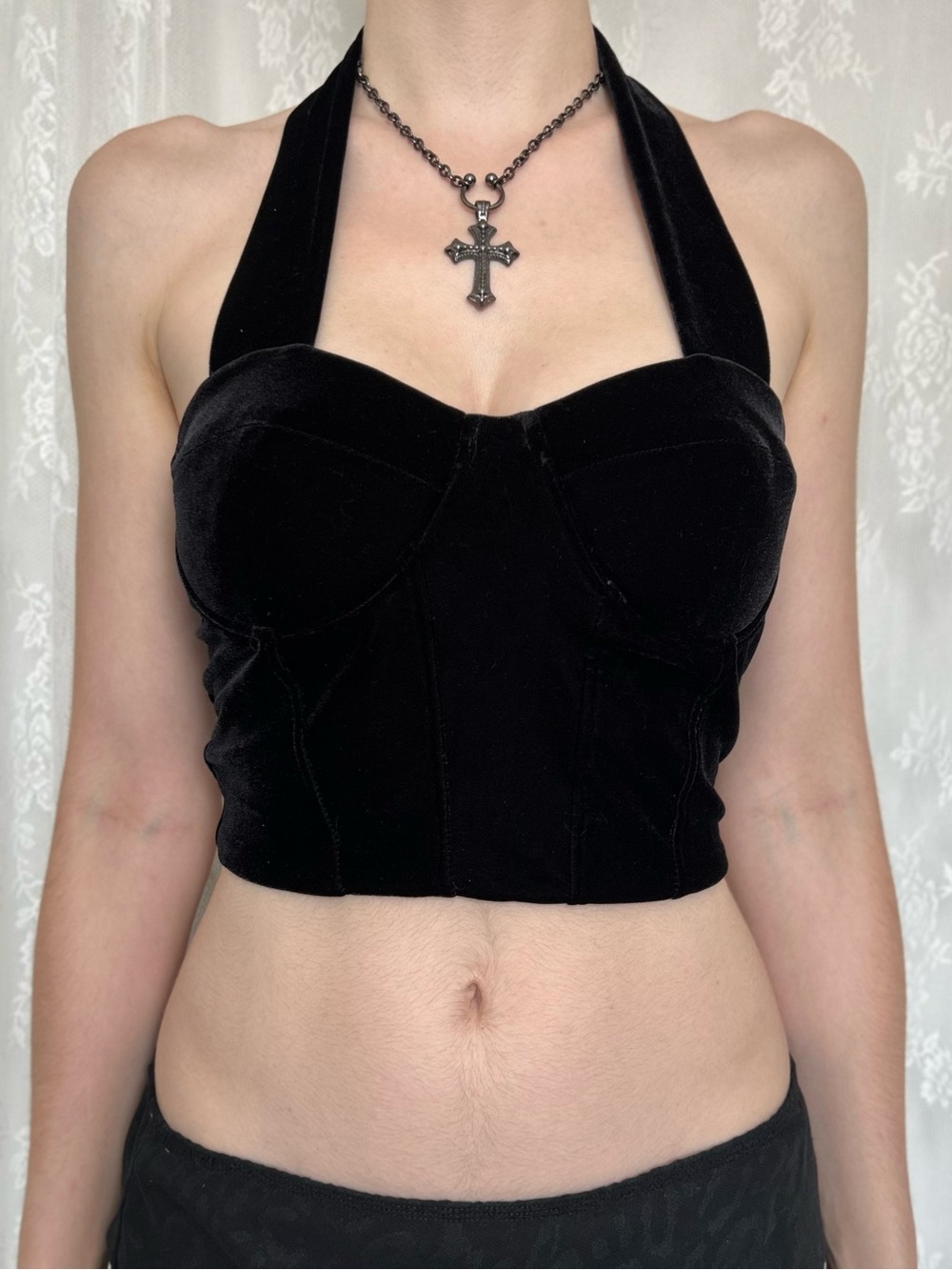 Vintage Vamp Black Velvet Tank Top - Picture 3 of 6